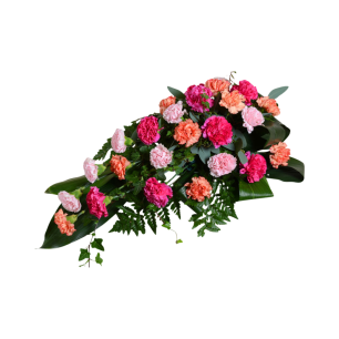 En blomsterarrangemang med rosa, röda och orange nejlikor, omgivna av gröna blad.